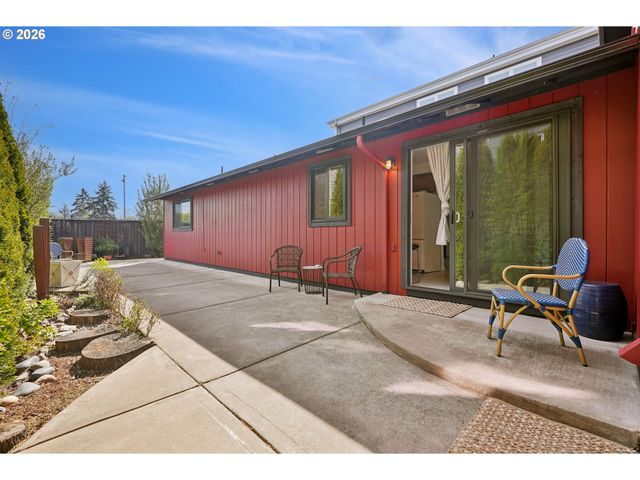 7134 N GREENWICH Ave, Portland, OR 97217