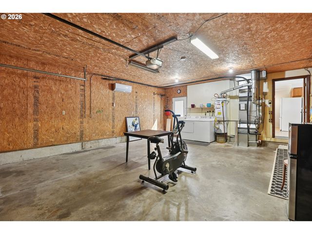 7134 N GREENWICH Ave, Portland, OR 97217