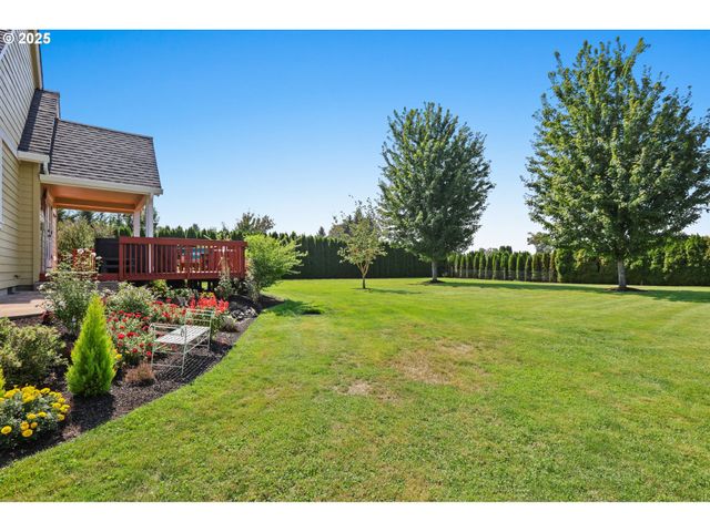 2011 RIVER LOOP 1, Eugene, OR 97404