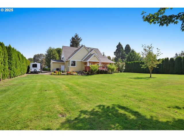 2011 RIVER LOOP 1, Eugene, OR 97404