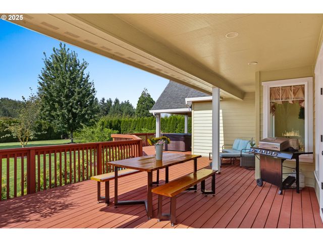 2011 RIVER LOOP 1, Eugene, OR 97404