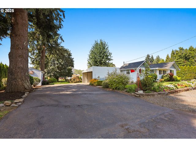 2011 RIVER LOOP 1, Eugene, OR 97404