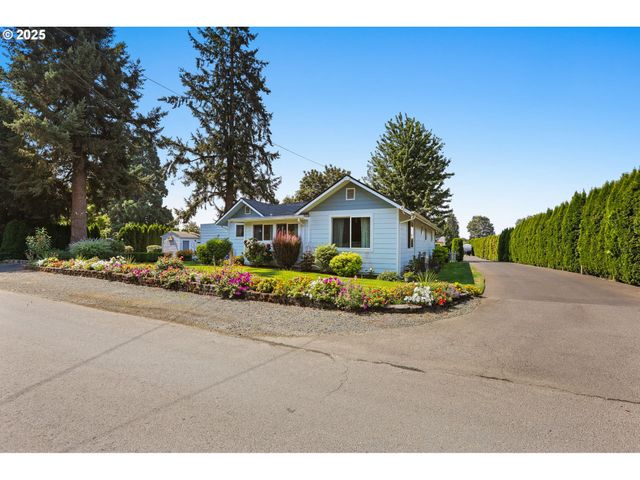 2011 RIVER LOOP 1, Eugene, OR 97404