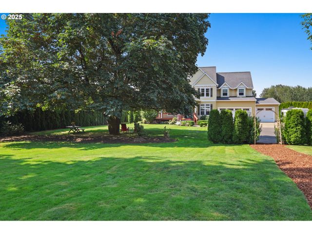 2011 RIVER LOOP 1, Eugene, OR 97404