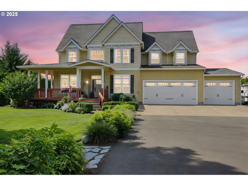 2011 RIVER LOOP 1, Eugene, OR 97404