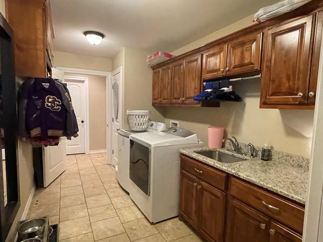 411 Labadie, Sterling City, TX 75951