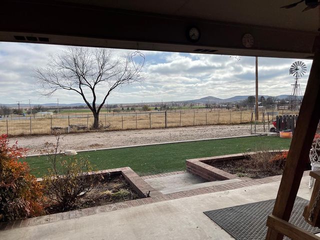 411 Labadie, Sterling City, TX 75951