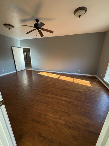 124 Old Highway 96, Burns, TN 37029