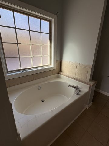 124 Old Highway 96, Burns, TN 37029