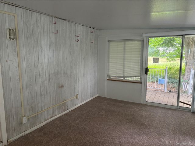101 West Lane 42B Witt Lane, Riverhead, NY 11901
