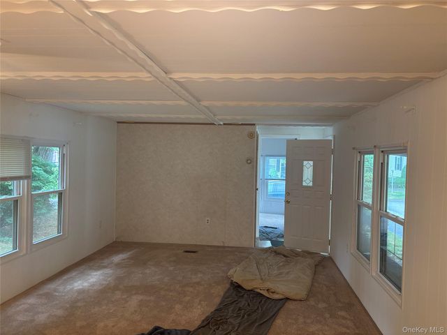 101 West Lane 42B Witt Lane, Riverhead, NY 11901