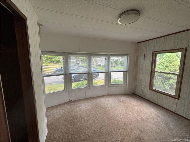 101 West Lane 42B Witt Lane, Riverhead, NY 11901