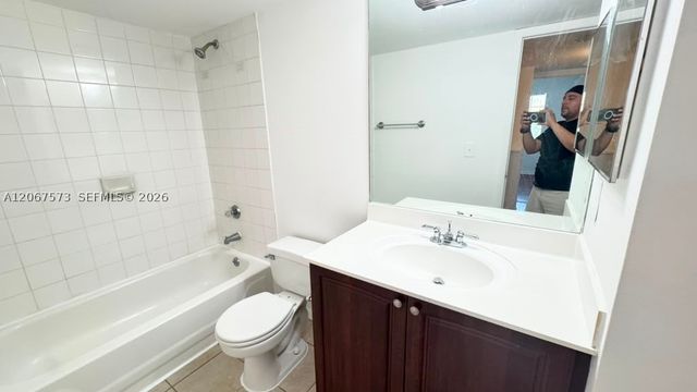 1701 Village Blvd 111, West Palm Beach, FL 33409