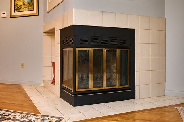 19 Baldwin Ln 19, Amherst, MA 01002