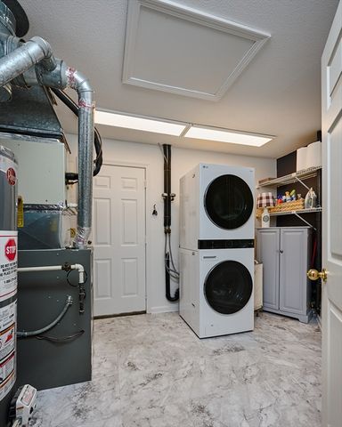 19 Baldwin Ln 19, Amherst, MA 01002