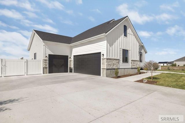 970 Pine Brook Lane, Rexburg, ID 83440