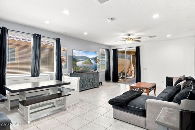 2208 W DUNBAR Drive, Phoenix, AZ 85041