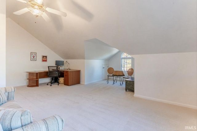 8855 Camelot Drive, Newburgh, IN 47630