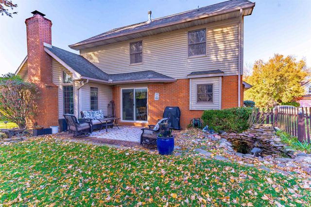 8855 Camelot Drive, Newburgh, IN 47630