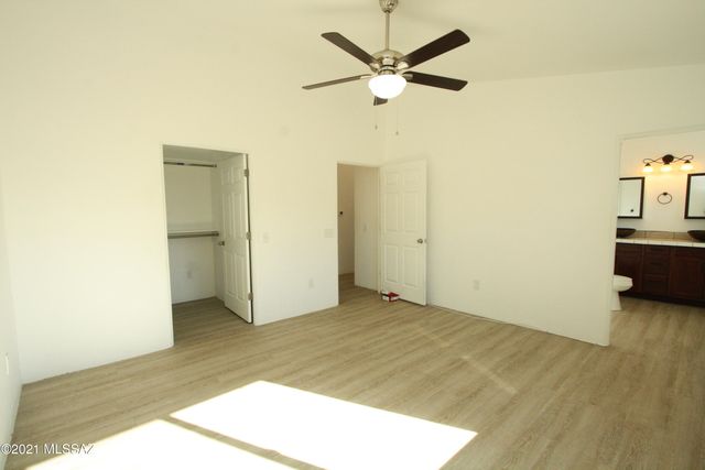 15237 N Lago Del Oro Parkway, Catalina, AZ 85739