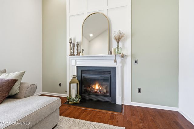 5 Tradewinds Avenue, Barnegat, NJ 08005