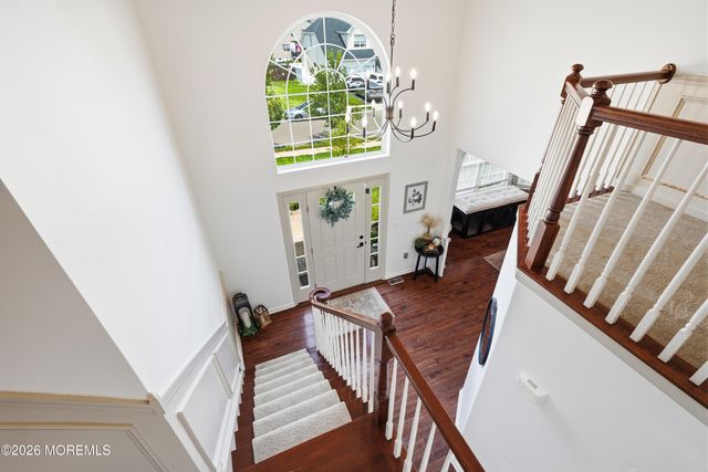 5 Tradewinds Avenue, Barnegat, NJ 08005