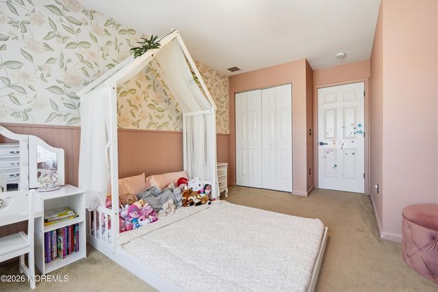 5 Tradewinds Avenue, Barnegat, NJ 08005