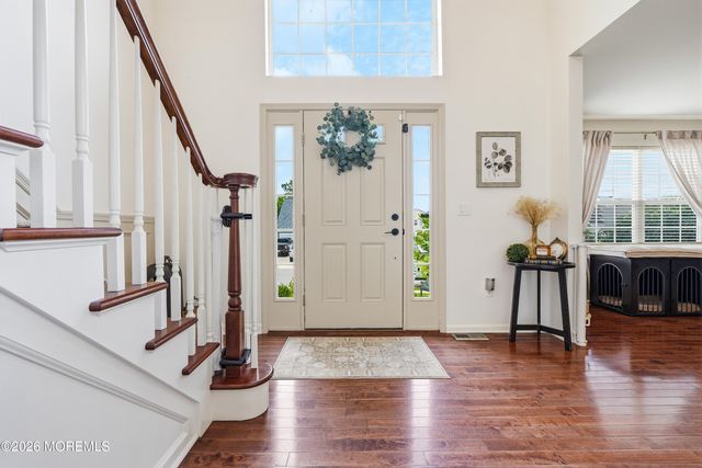 5 Tradewinds Avenue, Barnegat, NJ 08005