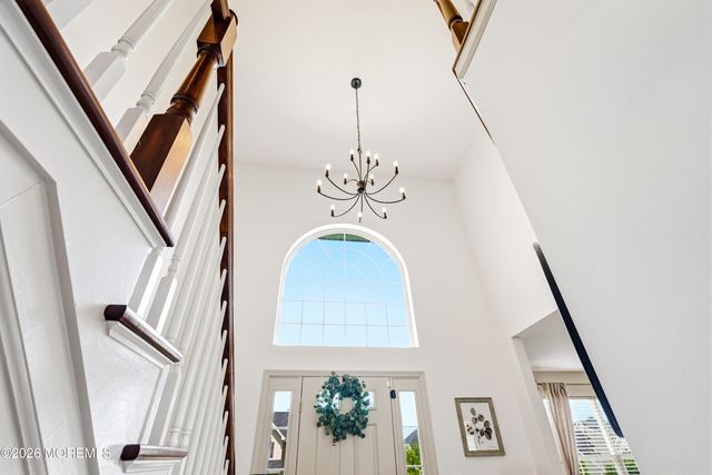 5 Tradewinds Avenue, Barnegat, NJ 08005