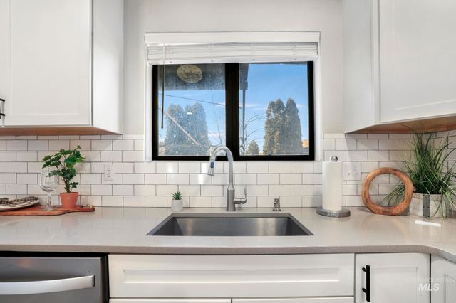 745 Newport St., Twin Falls, ID 83301