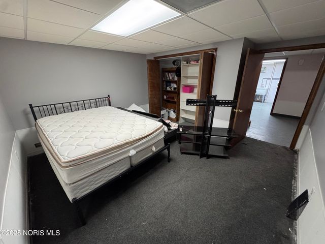 1703 Glenross Boulevard, Oregon, OH 43616