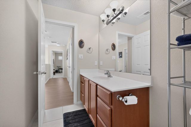 8335 Groundsel Road NW, Albuquerque, NM 87120