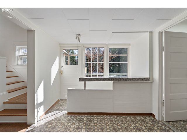 7738 Sw 31ST Ave, Portland, OR 97219