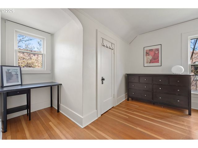 7738 Sw 31ST Ave, Portland, OR 97219