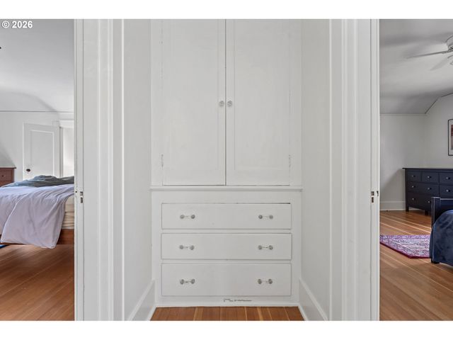 7738 Sw 31ST Ave, Portland, OR 97219