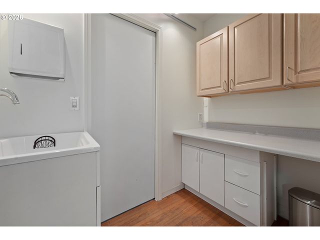 7738 Sw 31ST Ave, Portland, OR 97219