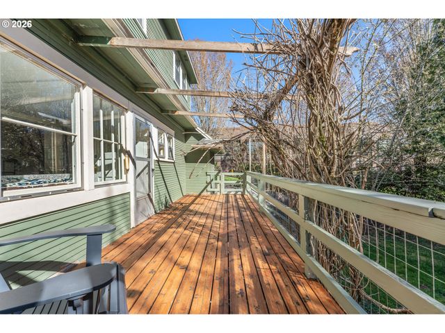 7738 Sw 31ST Ave, Portland, OR 97219