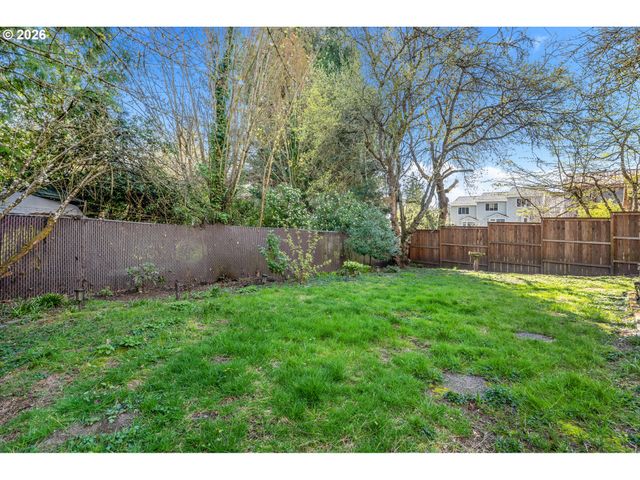 7738 Sw 31ST Ave, Portland, OR 97219
