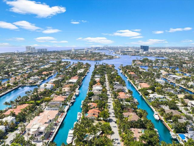 310 Coral Way, Fort Lauderdale, FL 33301