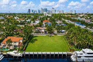310 Coral Way, Fort Lauderdale, FL 33301