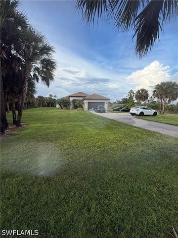 2831 32nd AVE SE, Naples, FL 34117