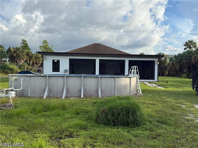 2831 32nd AVE SE, Naples, FL 34117
