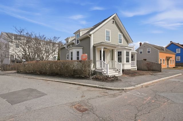 38 Puritan Road, Swampscott, MA 01907
