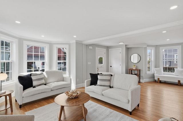 38 Puritan Road, Swampscott, MA 01907