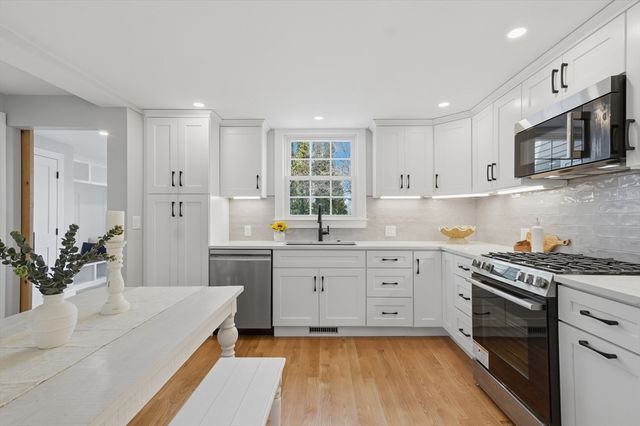 38 Puritan Road, Swampscott, MA 01907