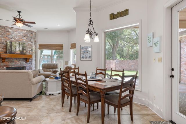 107 Woodbridge Drive, Lafayette, LA 70508