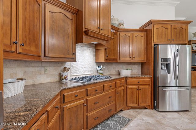 107 Woodbridge Drive, Lafayette, LA 70508