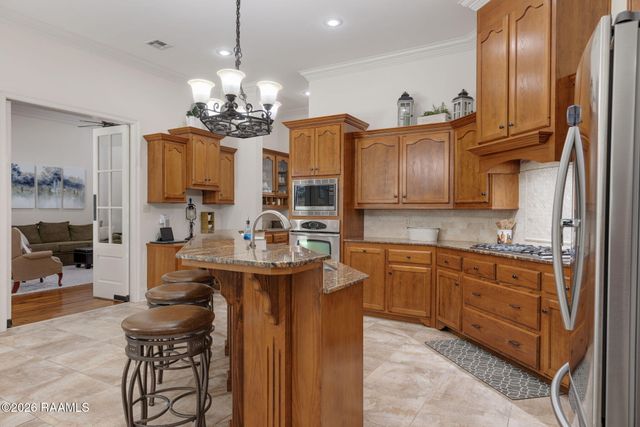 107 Woodbridge Drive, Lafayette, LA 70508