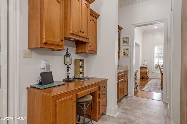 107 Woodbridge Drive, Lafayette, LA 70508