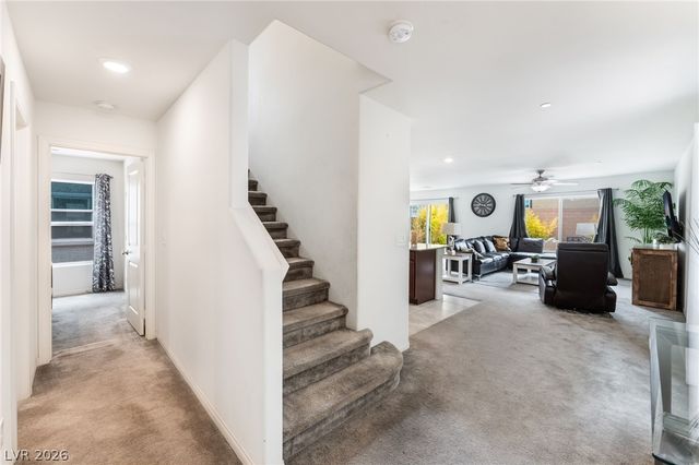 6631 Frosted Harvest Avenue, Las Vegas, NV 89108
